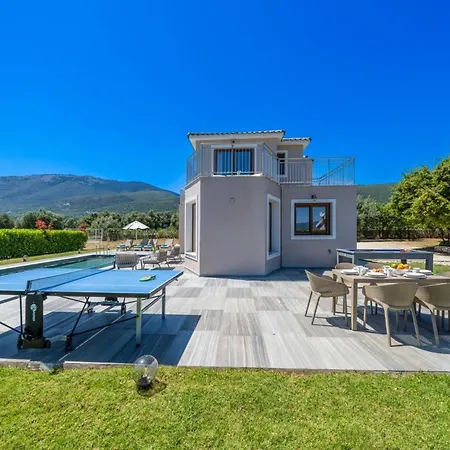 Drogarati Retreat By