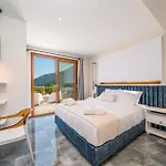 Villa Drogarati Retreat By